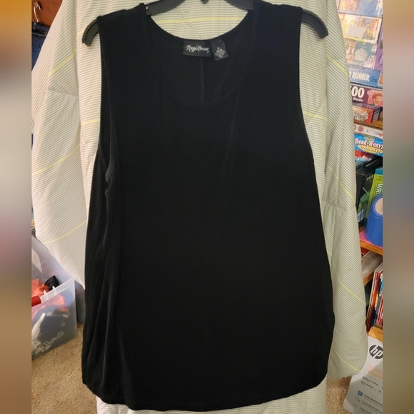 Maggie Barnes 1X (18-20) Black Dressy Tank - Picture 1 of 3